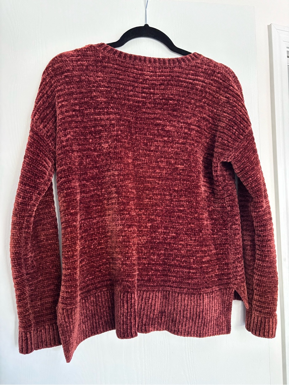 Pink Rose sweater - Picture 2 of 4